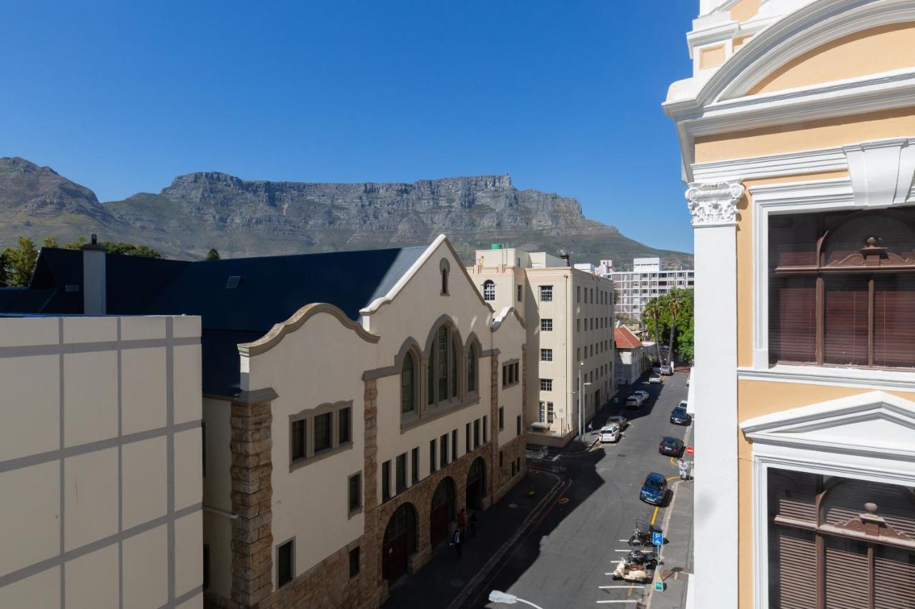 Tuynhuys City Centre Iconic View Of Table Mountain ケープタウン エクステリア 写真